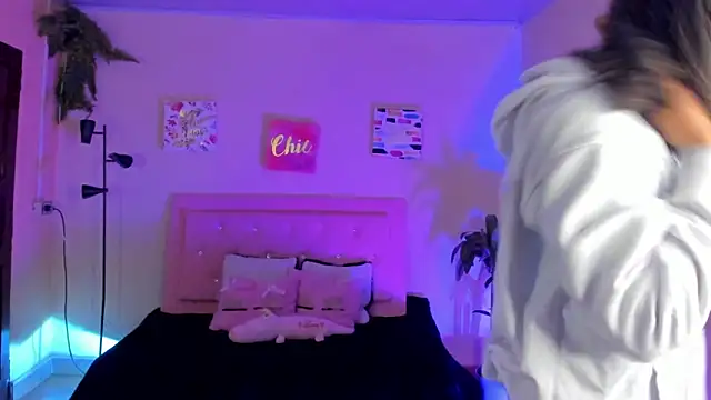 keyla roberts777 online show from February 1, 2025, 1:34 am