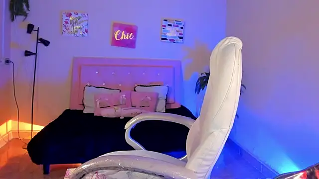 keyla roberts777 online show from February 5, 2025, 3:45 am