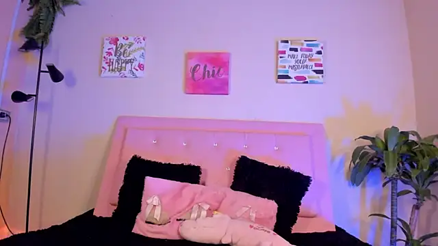 keyla roberts777 online show from February 23, 2025, 6:39 am