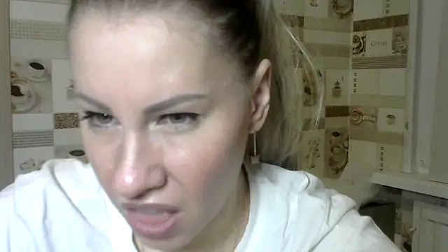 TherestlessKitty online show from December 7, 2024, 8:44 am