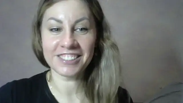 TherestlessKitty online show from December 16, 2024, 9:46 am