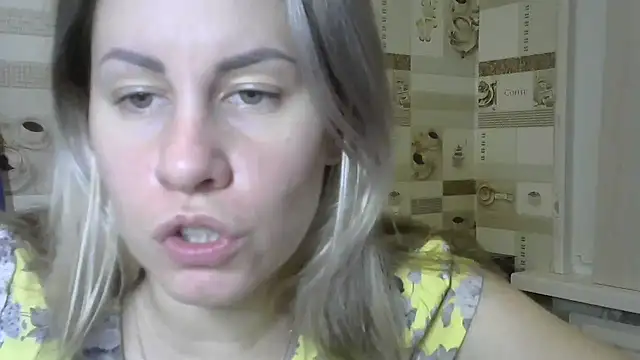 TherestlessKitty online show from December 24, 2024, 6:00 am