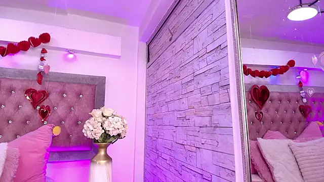 Tayzon Foxxx online show from February 20, 2026, 12:49 pm