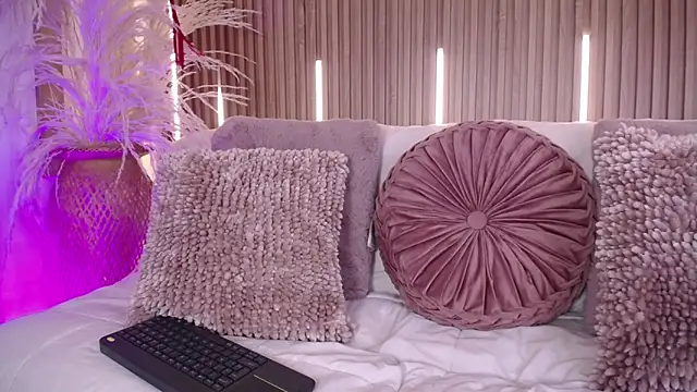 Tayzon Foxxx online show from March 27, 2026, 8:30 pm