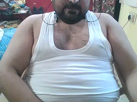 ARYANAVAILABLE online show from January 6, 2026, 10:30 am