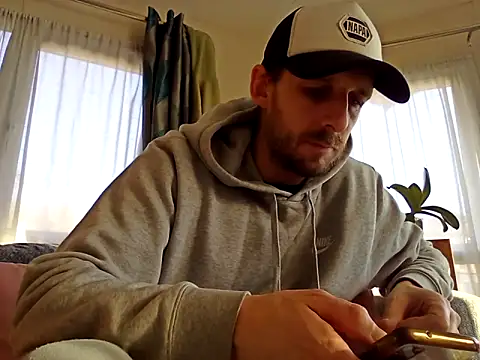 Snapshot of HungKing88 chatting on January 16, 2025, 12:42 pm HungKing88 online show from January 16, 2025, 12:42 pm