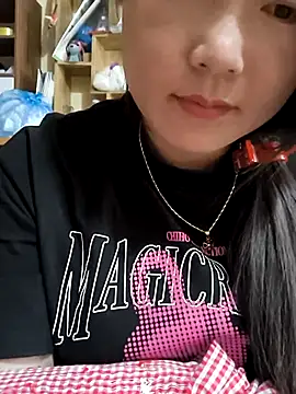 Sweetlove 77 online show from September 19, 2025, 2:02 am