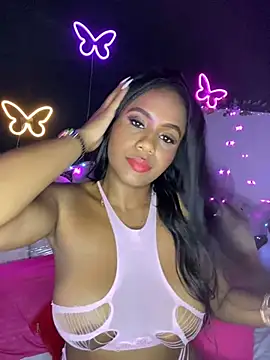 Snapshot of AlisonHoot69 chatting on January 31, 2025, 3:41 am AlisonHoot69 online show from January 31, 2025, 3:41 am