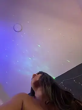 Snapshot of AlisonHoot69 chatting on October 13, 2025, 9:09 am AlisonHoot69 online show from October 13, 2025, 9:09 am