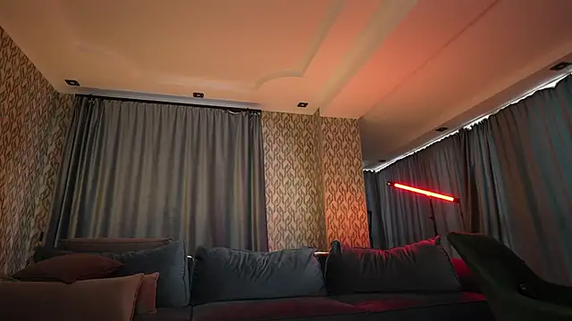 aurora nude online show from March 14, 2025, 9:46 am