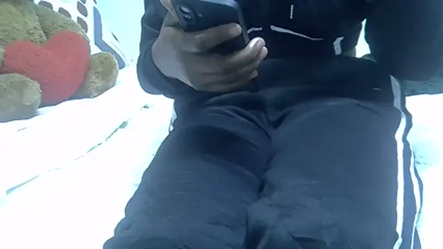 jeyberrie online show from March 26, 2026, 8:25 pm