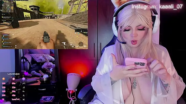 Irinaa Scarlett online show from January 8, 2025, 7:13 am