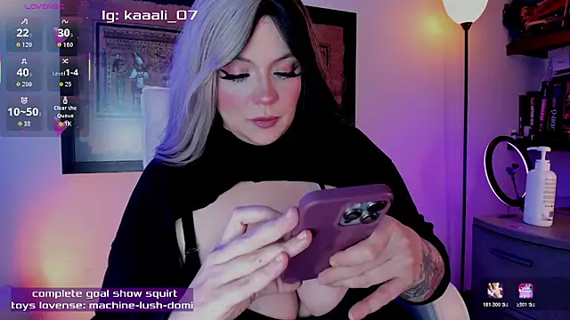 Irinaa Scarlett online show from February 28, 2026, 11:39 pm