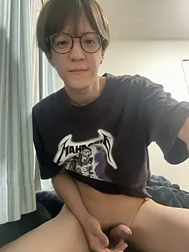 yuuuuma578 online show from September 15, 2025, 3:34 pm