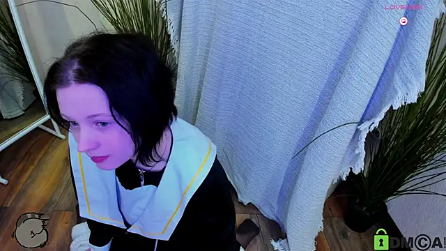 Alina Mills online show from March 11, 2025, 4:40 pm