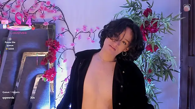 Black Rose2 online show from November 27, 2025, 12:29 pm