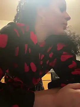 thatonelightskinn online show from January 24, 2025, 8:44 am