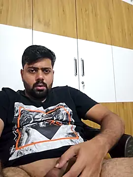 Hornie small Dick01 online show from January 2, 2025, 2:46 pm