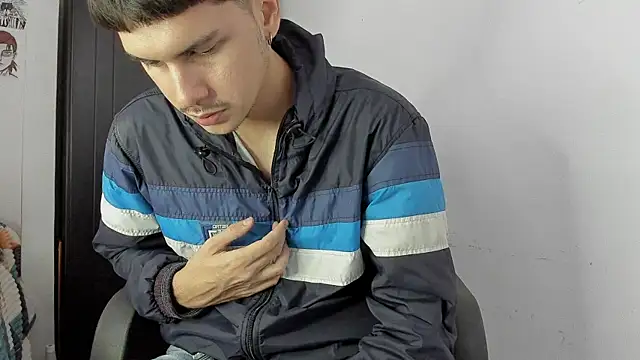 Snapshot of SonSett chatting on November 6, 2025, 12:06 pm SonSett online show from November 6, 2025, 12:06 pm