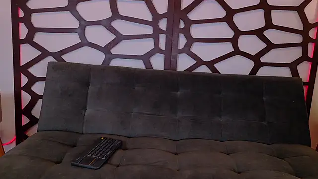 taty miller online show from February 9, 2026, 8:24 pm