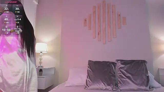 Snapshot of VictoriaNoah_ chatting on January 22, 2025, 7:24 pm VictoriaNoah online show from January 22, 2025, 7:24 pm