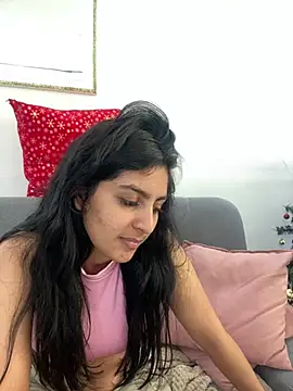 cloe small online show from December 30, 2024, 12:31 pm