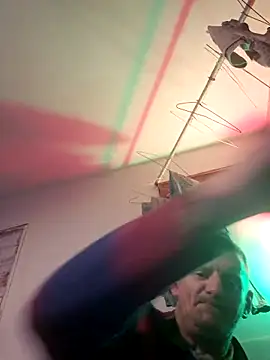 Snapshot of BigDDave6979 chatting on February 2, 2026, 2:32 am BigDDave6979 online show from February 2, 2026, 2:32 am