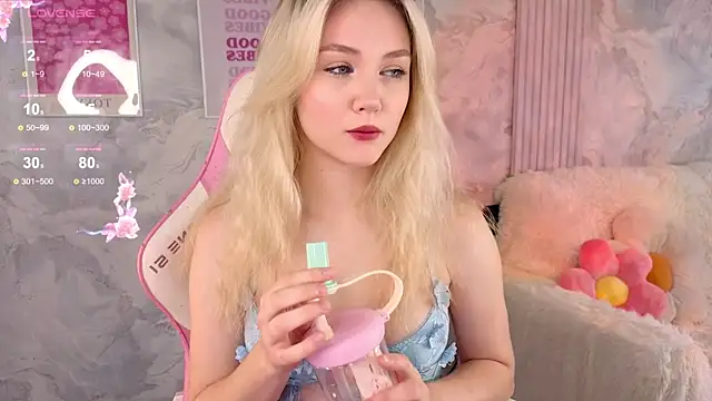 Snapshot of angel_with_flowers chatting on September 10, 2025, 3:28 am angel with flowers online show from September 10, 2025, 3:28 am