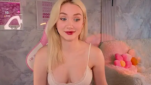 Snapshot of angel_with_flowers chatting on July 3, 2026, 4:52 am angel with flowers online show from July 3, 2026, 4:52 am