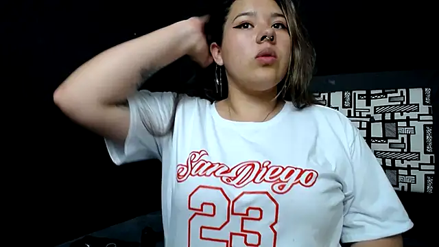 LinaBrowm online show from January 10, 2025, 11:50 pm