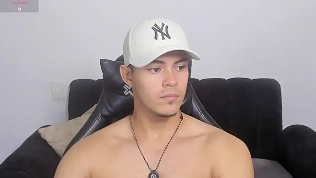 Iamdylan777 online show from April 8, 2026, 3:34 pm