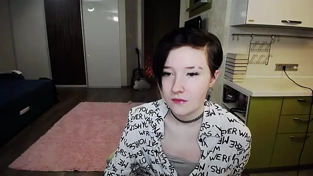 Kira Bakker online show from February 3, 2025, 3:42 am