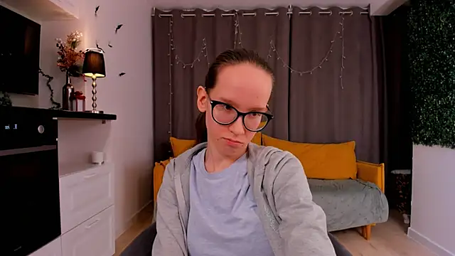 BettyBrowni online show from February 8, 2025, 7:16 pm