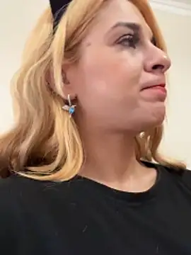 Snapshot of Unforgettable_ket chatting on February 15, 2026, 10:25 am Unforgettable ket online show from February 15, 2026, 10:25 am