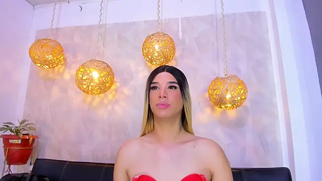 victoria aleia  online show from January 6, 2025, 11:20 pm