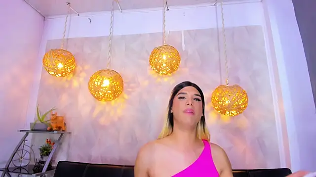 victoria aleia  online show from February 24, 2025, 1:46 am