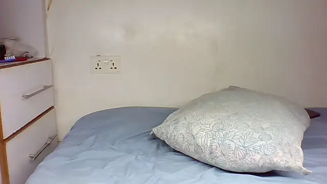 Snapshot of Precious_Diva chatting on April 23, 2026, 12:29 pm Precious Diva online show from April 23, 2026, 12:29 pm
