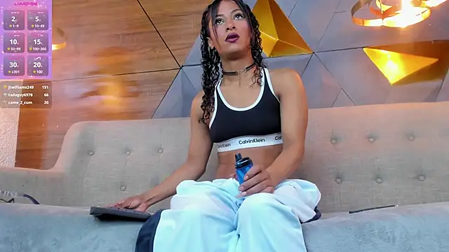 Snapshot of sarah_banks1 chatting on January 23, 2025, 7:07 pm sarah banks1 online show from January 23, 2025, 7:07 pm