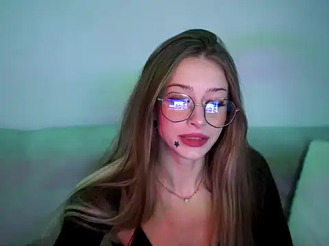 BARBIE 22888 online show from April 10, 2026, 7:18 pm