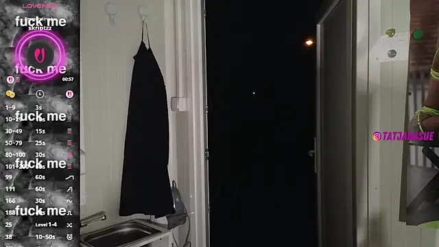 Snapshot of Tatjana_Sue chatting on March 11, 2025, 10:53 pm Tatjana Sue online show from March 11, 2025, 10:53 pm