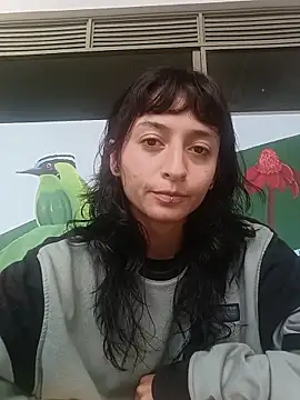 Snapshot of BrisaJones chatting on April 28, 2026, 1:49 pm BrisaJones online show from April 28, 2026, 1:49 pm