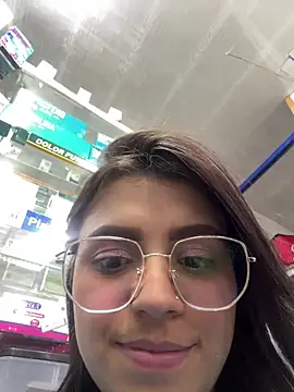 Sweett Mollyy online show from July 5, 2026, 11:01 pm