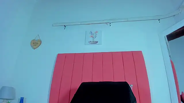 valen rose0 online show from February 8, 2025, 12:06 pm