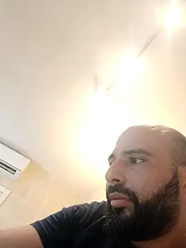 Snapshot of Denisilboss chatting on February 20, 2026, 1:55 pm Denisilboss online show from February 20, 2026, 1:55 pm