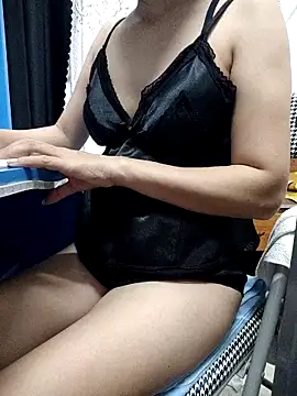 Haralushiaaa online show from October 21, 2025, 5:13 pm