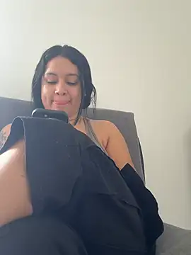 Snapshot of Pretty_Isadora chatting on March 1, 2026, 8:00 pm Pretty Isadora online show from March 1, 2026, 8:00 pm