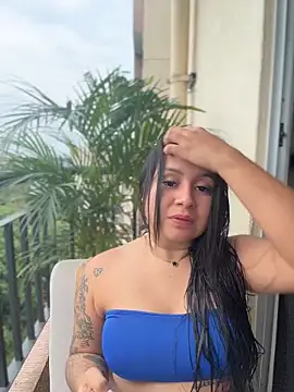 Pretty Isadora online show from March 13, 2026, 10:27 pm