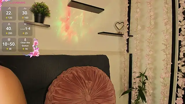 Snapshot of on_tefa chatting on February 11, 2025, 9:35 pm on tefa online show from February 11, 2025, 9:35 pm