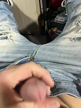 joeycbigcock online show from December 20, 2024, 5:40 pm