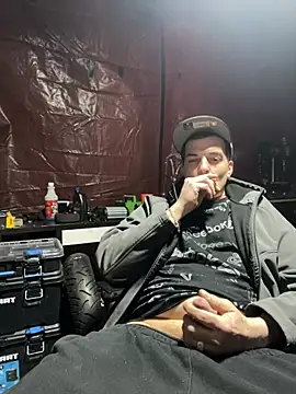 joeycbigcock online show from March 13, 2025, 2:33 pm